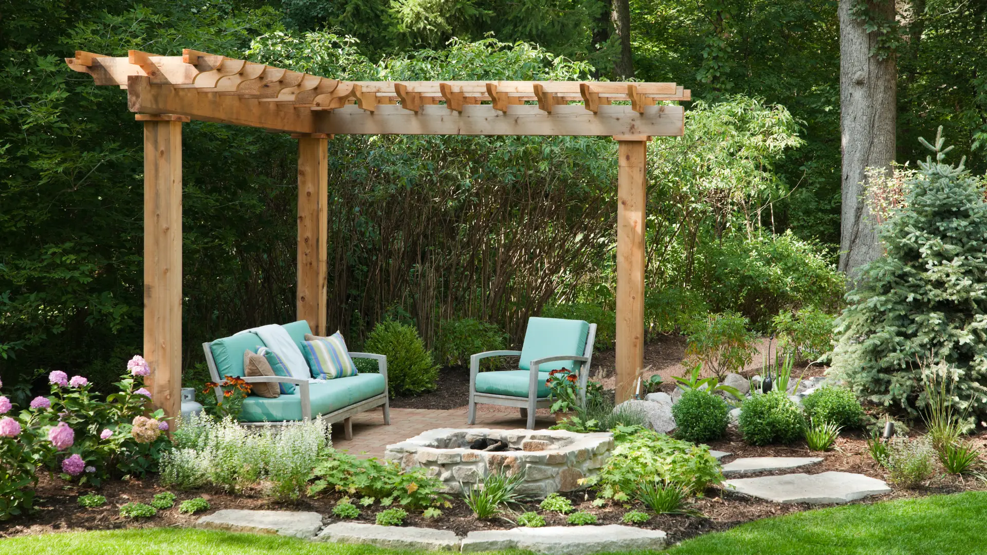 Convert Your Outdoor Area into a Serene Retreat